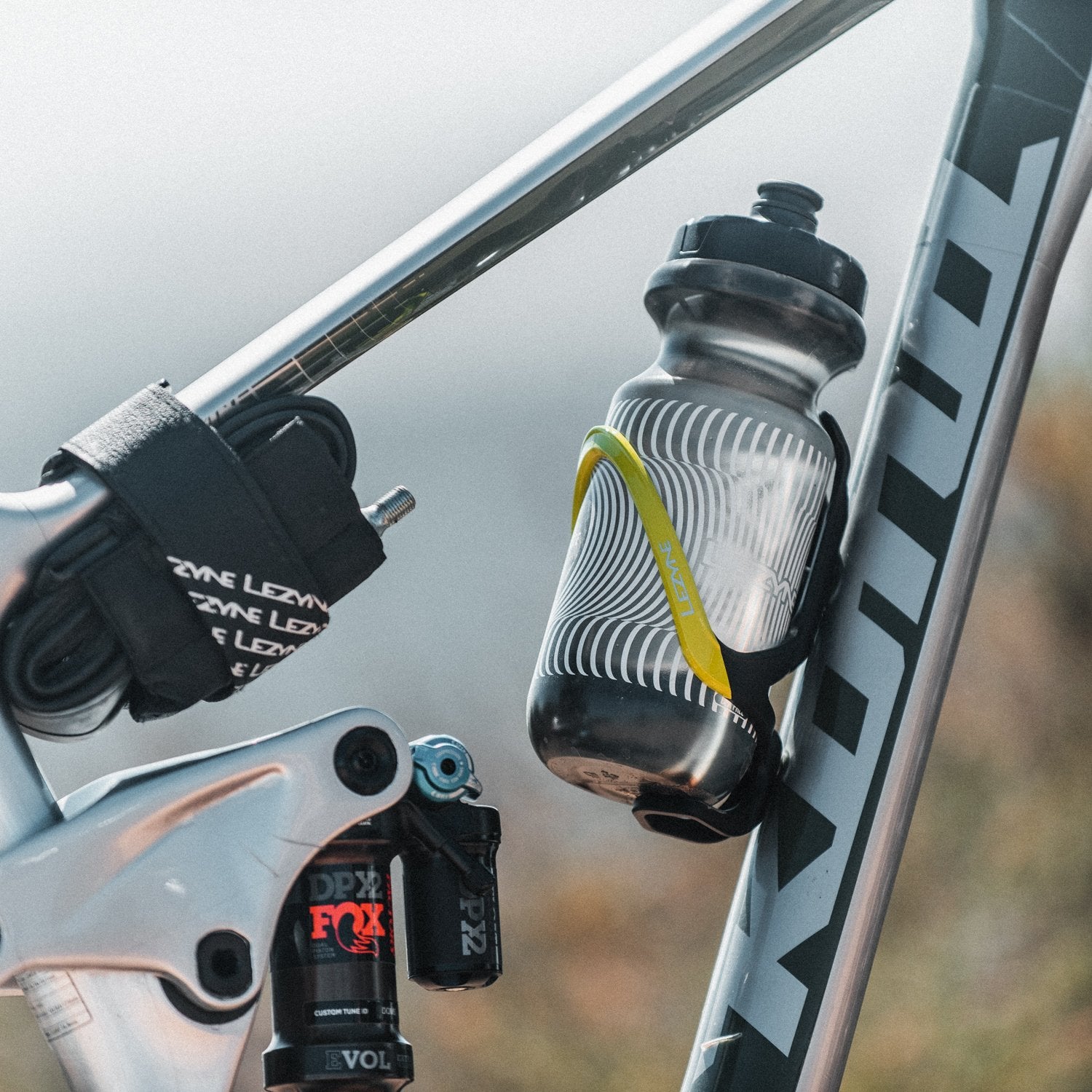 Lezyne Matrix Team Composite Water Bottle Cage