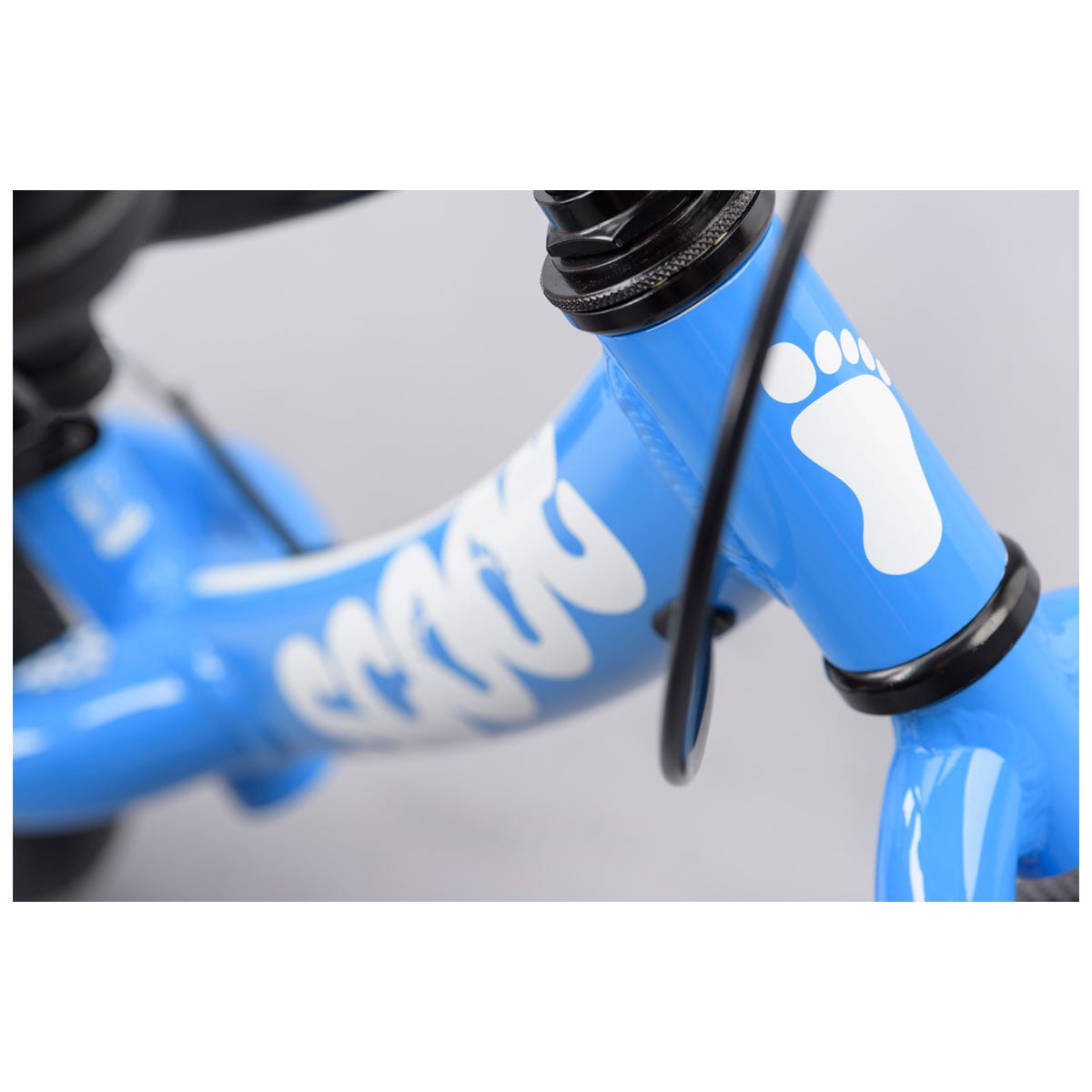 Ridgeback Scoot XL 14Inch Balance Bike in Blue Tikes Bikes